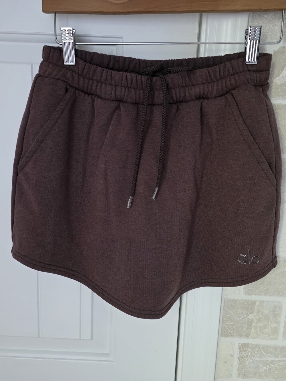 Alo Yoga Accolade Skort Skirt With Shorts Chocolate Brown Coco
